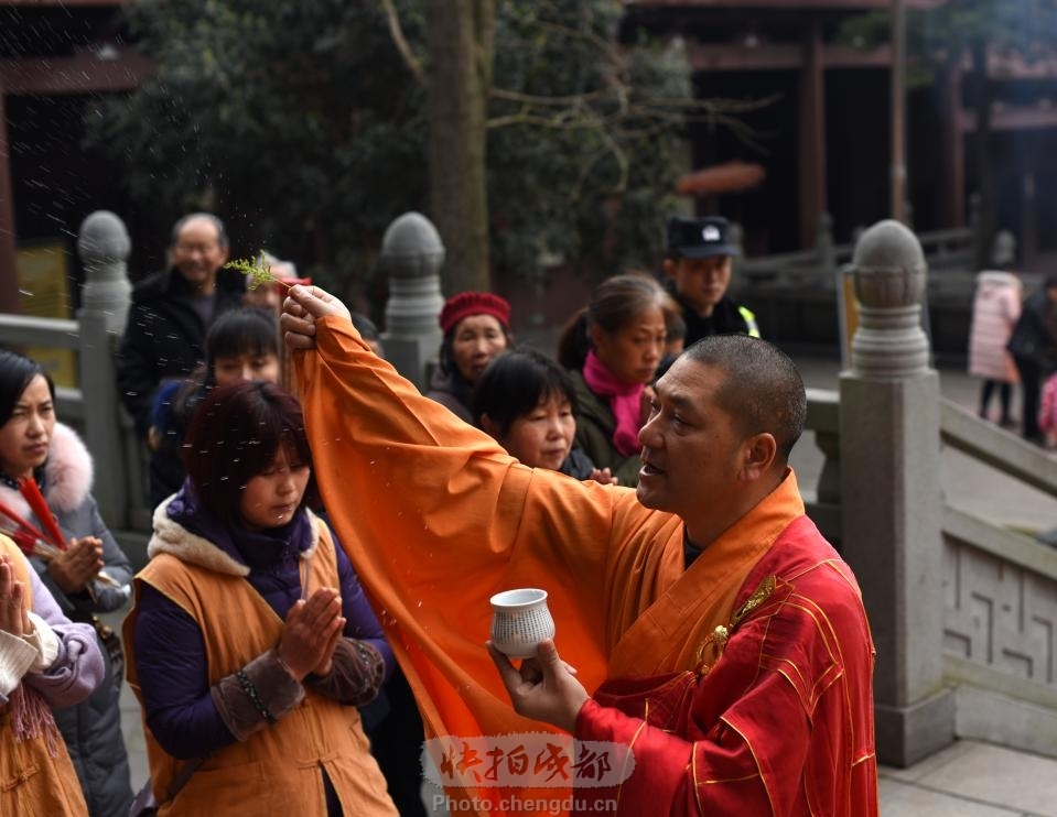 庙里的元宵节应天寺法师