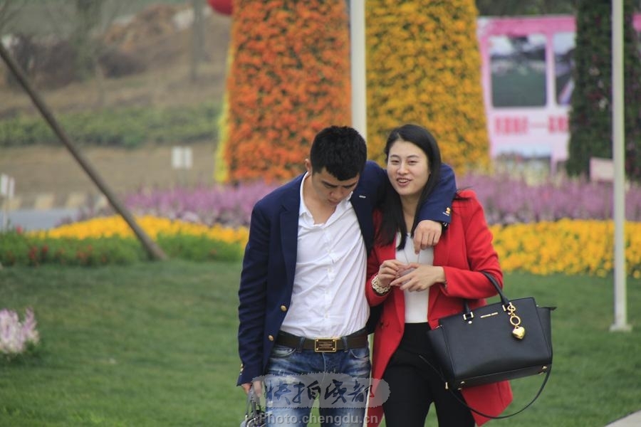 情到深处自然浓! by 拍客好摄之徒-红黄兰 快拍